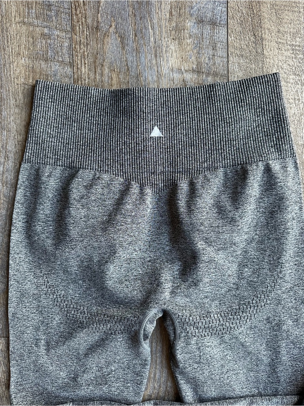 High-Waist Seamless Grey Sculpting Leggings - Picture 2 of 6